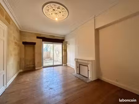 local commercial 79 m²