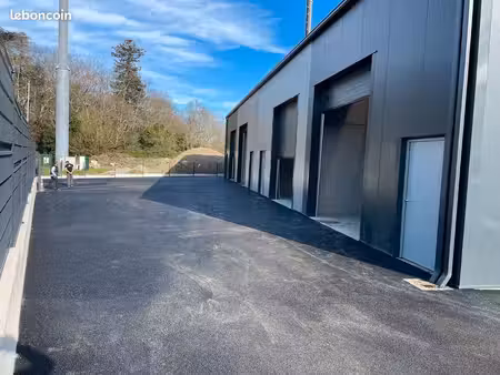local d’activité 175 m² – visibilité directe 89