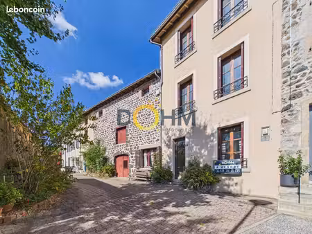 propriété 7 pièces 107 m²