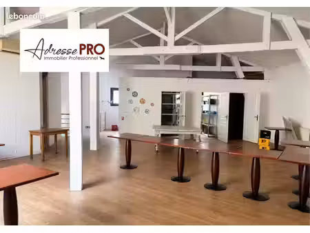 local commercial 285 m²