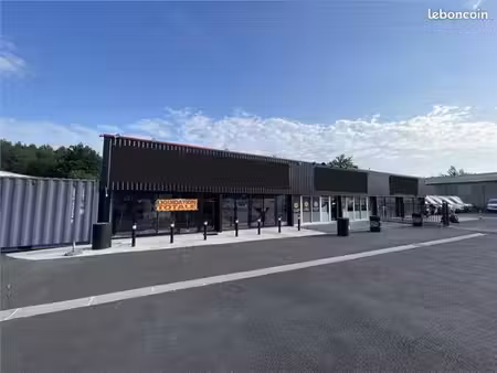 local commercial a louer