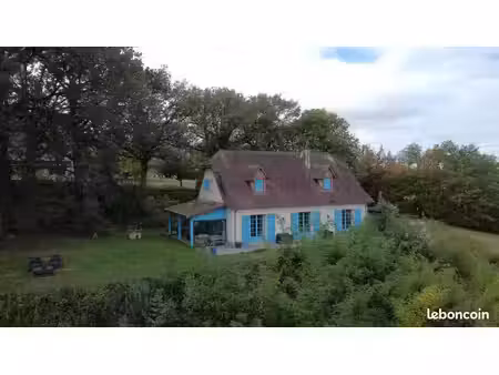maison 5 pièces 138 m²