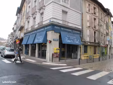 local commercial emplacement 1er ordre le puy en velay 43000