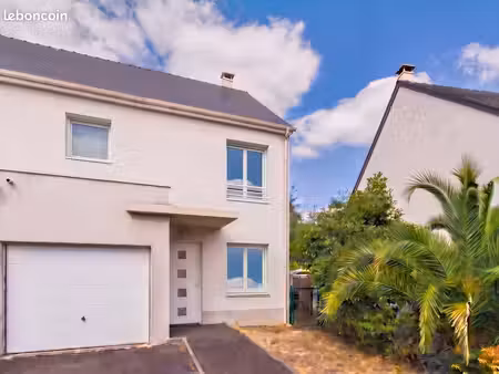 haut cormier – maison de 3 chambres – jardin avec vue sur un espace boisé classé – garage 