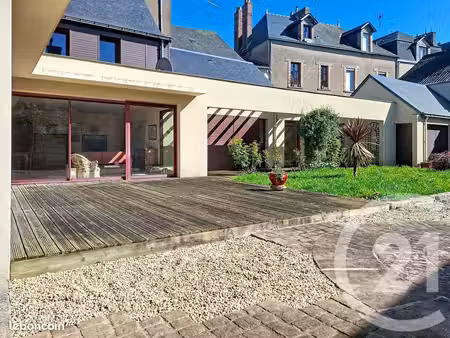 maison 4 pièces 139 m²