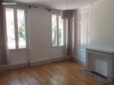 appartement t1 bis agen jayan