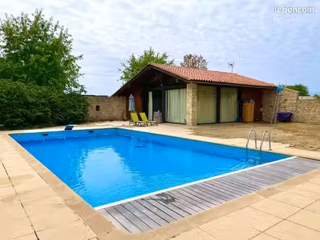 loue maison-loft meublé de 80m2 avec jardin