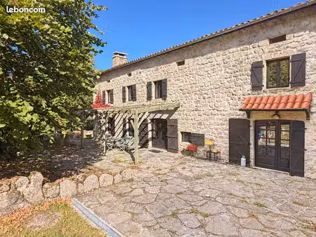 ferme 12 pièces 355 m²