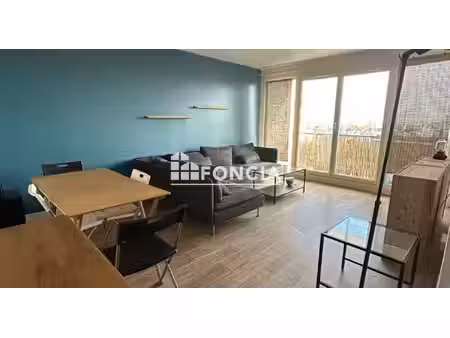 argenteuil – t4 de 81 m² 3 chambres   balcon et cave  rénové  à 5 minutes à pied de la gar