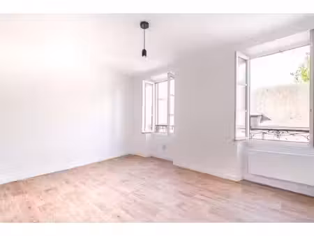 appartement morsang sur orge 2 pièces centre-ville proche tram et rer