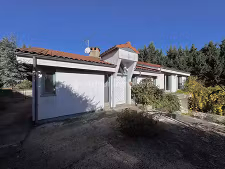 maison de 117m2 sur terrain de 2005m2  chanonat