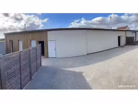 local d'activité de 300m2 à 15min du périph de nantes