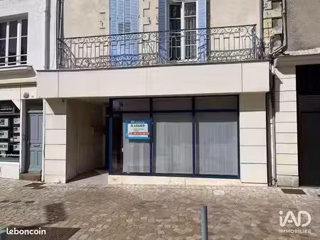 boutique 68 m² ancenis
