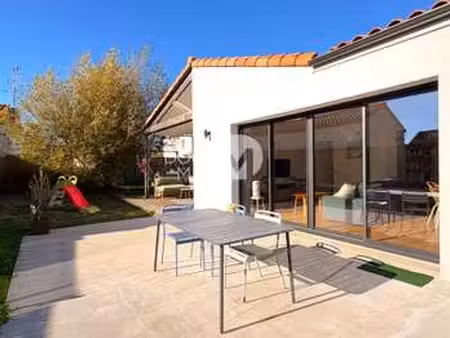 vente maison à saint-hilaire-de-chaléons (44680) : à vendre / 110m² saint-hilaire-de-chalé
