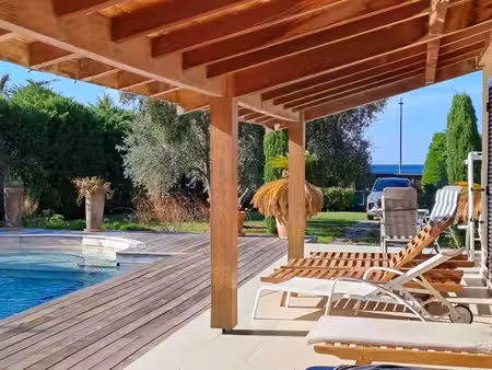 villa de luxe de 13 pièces en vente saint-florent  france