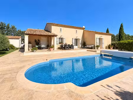 maison avec dépendance et piscine