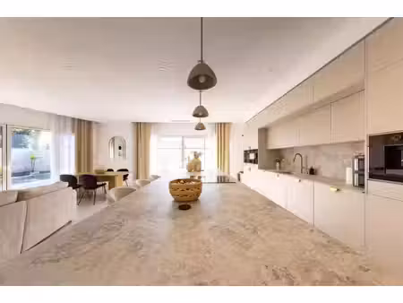 maison familiale 5 chambres avec piscine – valergues – aucun travaux- 165 m²