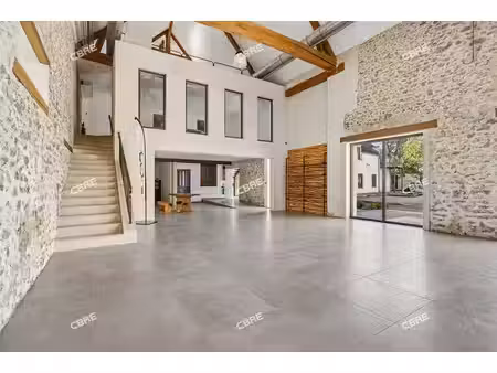 vente local d'activités la verriere 537 m²