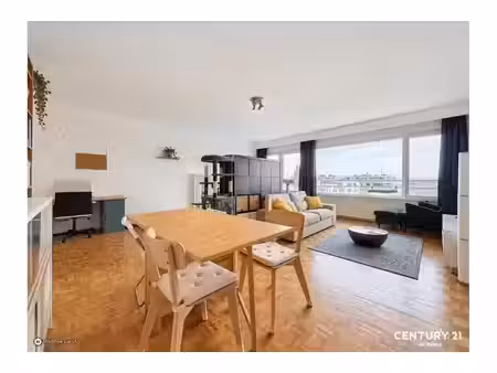 appartement à vendre à bld. louis mettewie  91 molenbeek-saint-jean (vbe80112)