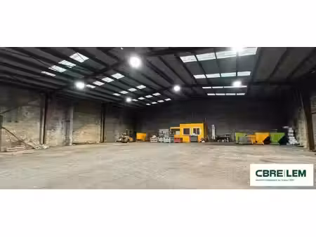 location local d'activités le havre 715 m²