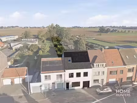 volledig vernieuwde woning anno 2026 met 4 slaapkamers  prachtige tuin en garage