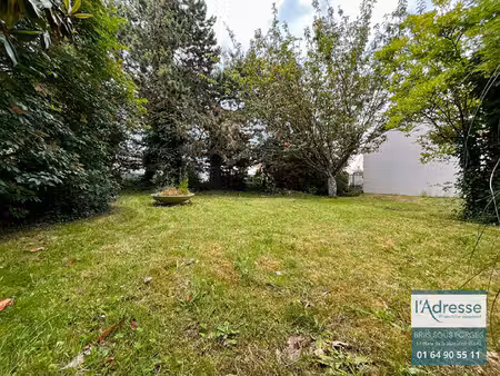 vente terrain  366.00m²  gometz