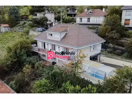 clermont ferrand maison t 7 de 214m² avec piscine et vue sur le puy de dôme et clermont fe