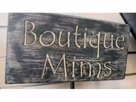 à céder – droit au bail  boutique idéalement située à santa-lucia-di-moriani