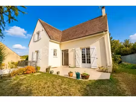 maison de village de 178 15 m² à us