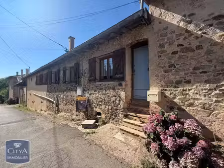 appartement à louer 0 pièce - juliénas (69) - 500€