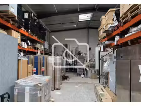 location local d’activités pontault-combault 77340 389m²