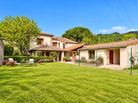 labégude maison 212 m2 2 espaces de vie terrain 1 824