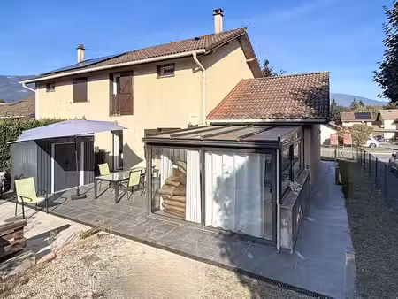 pavillon à saint-genis-pouilly (01630)