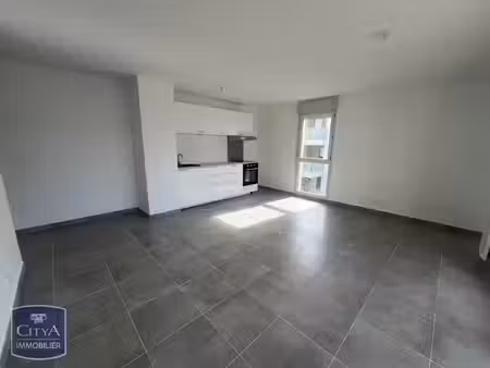 appartement à louer 3 pièces 64 m² - nîmes (30) - 855€