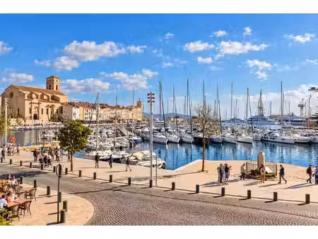 la ciotat superbe t2 meublé avec vue mer sur le vieux-port