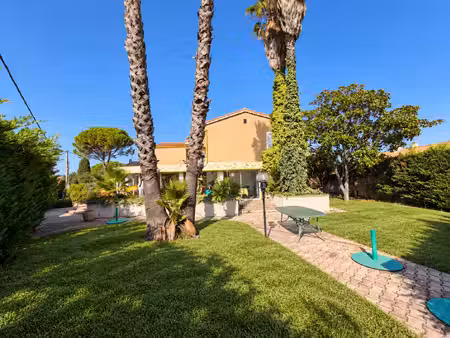 marignane ensemble immobilier à fort potentiel de 348 m2