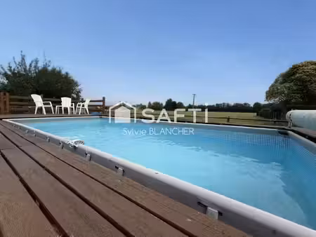 maison de 155 m2 - 5 chambres - terrain de 1500 m2 avec piscine