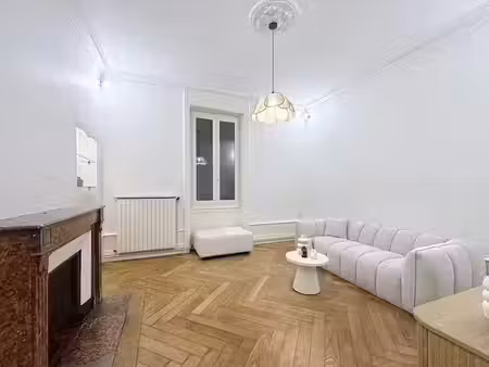 vente appartement 2 pièces 63 m² à bourg-en-bresse (01000)  120 000 €
