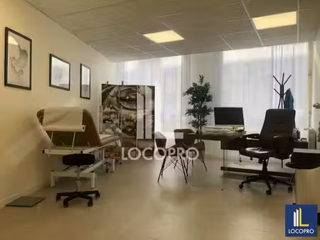 vente bureaux cannes 06400 226m²