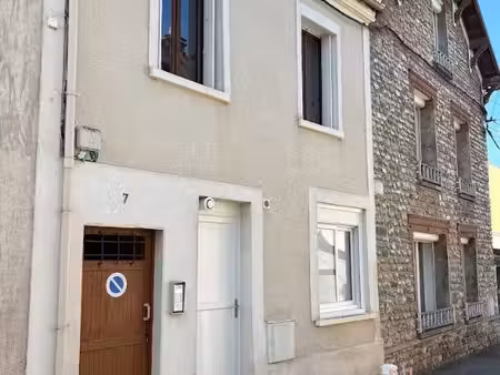 charmant f2 au coeur d'epône