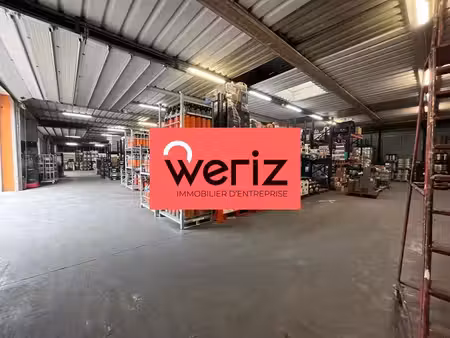 vente local d’activités 1900m²