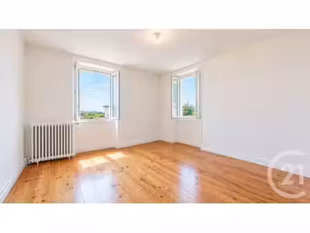 appartement f6 à vendre - 6 pièces - 153 24 m2 - st pierre d irube - 64 - aquitaine