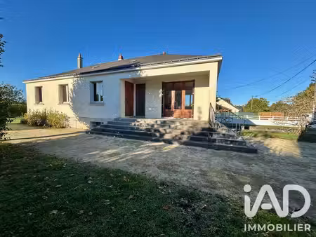 maison à vernantes (49390)