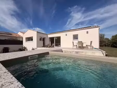 charmante maison de plain-pied récente (2022) — prestations haut de gamme et cadre d’excep