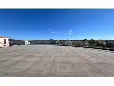 local commercial 353 m2 + terrasse 222 m2 - la farlede
