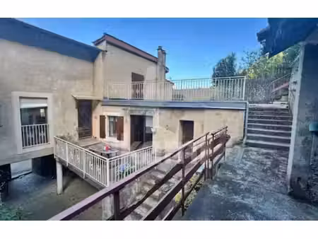 maison de 166 m² à vion - 165 000 €