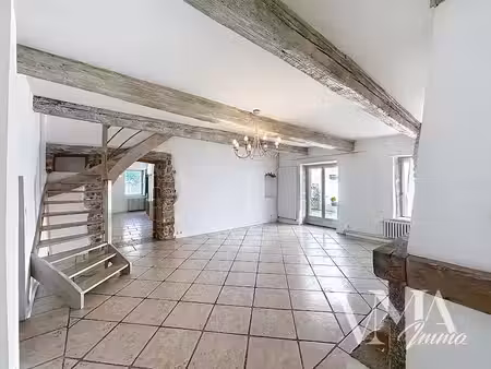 location maison 7 pièces 182 m² à millery (69390)  1 450 €