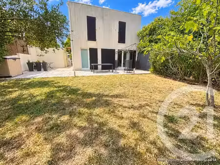 location meublée maison 5 pièces 115 m² à montpellier (34000)  1 650 €