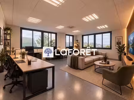 location locaux professionnels 1 pièce 40 m² à chambourcy (78240)  841 €