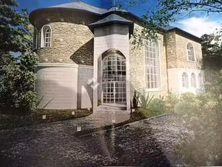 vente demeure d'exception piscine à pomponne (77400) : à vendre piscine / 902m² pomponne